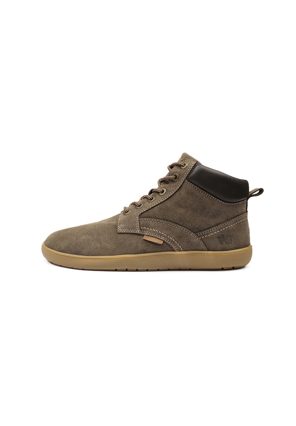 

Высокие кроссовки Bata