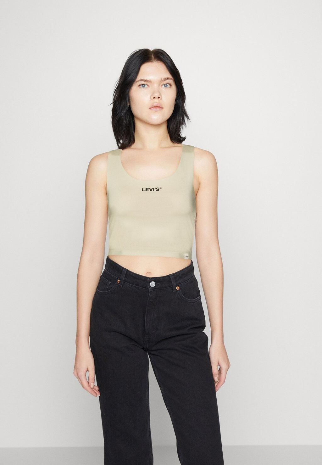 

Топ Levi's