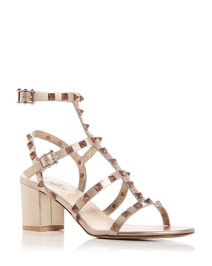 

Женские босоножки на блочном каблуке Rockstud с украшением Valentino Garavani