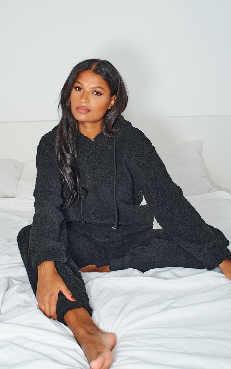 

PrettyLittleThing Черный длинный комплект для отдыха Teddy Borg