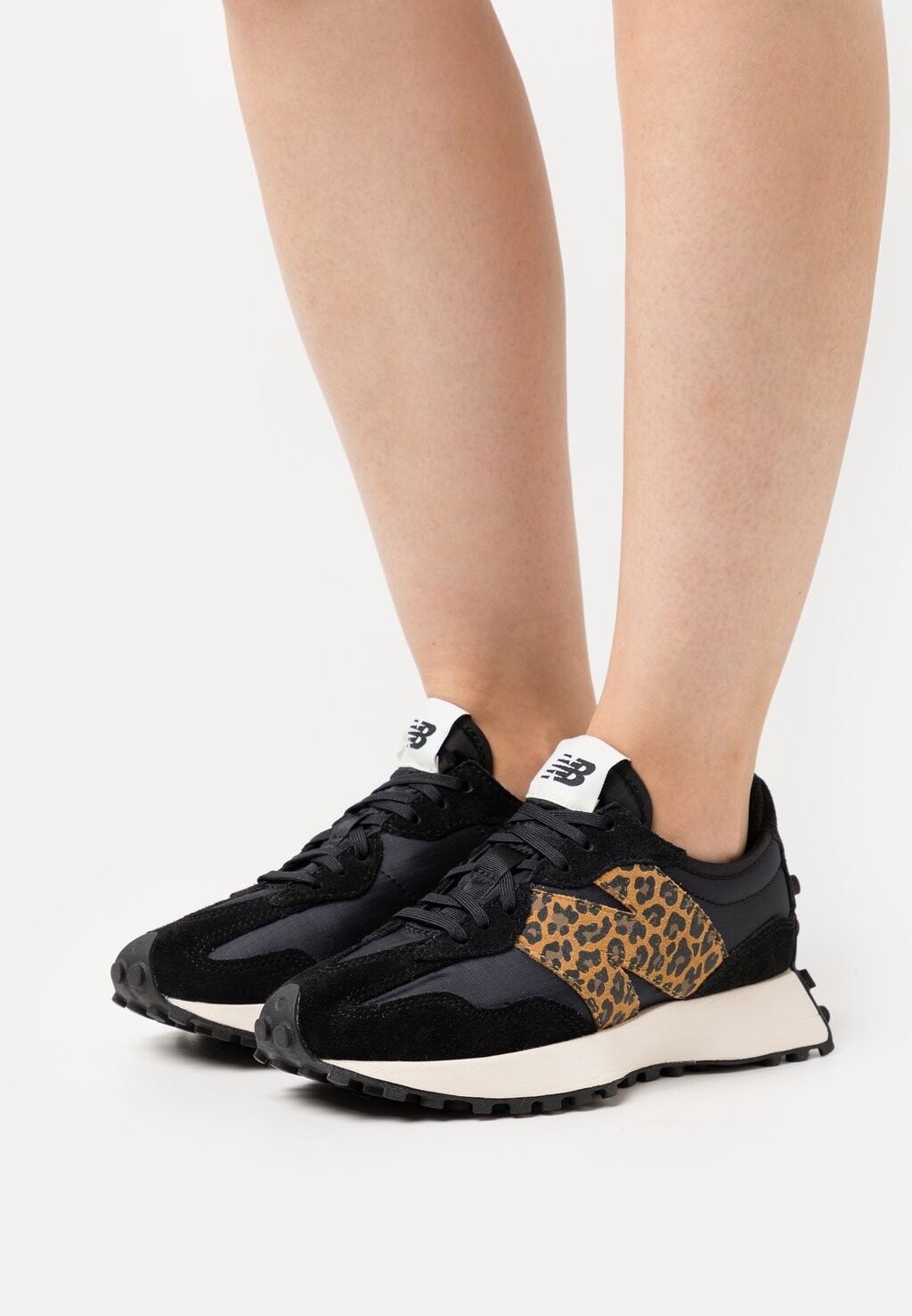 

Кроссовки New Balance, черный