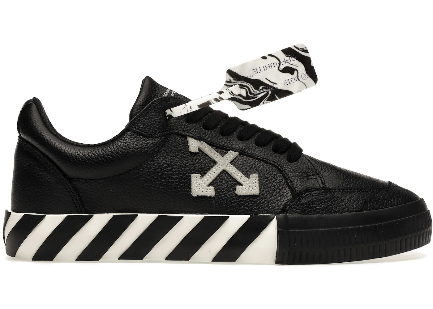 

Кроссовки Off-White Vulc Low-Top, чёрный / белый