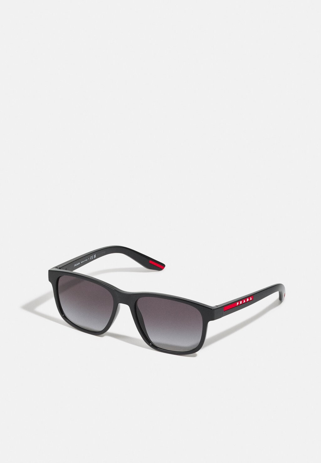 

Солнцезащитные очки Prada Linea Rossa, черный