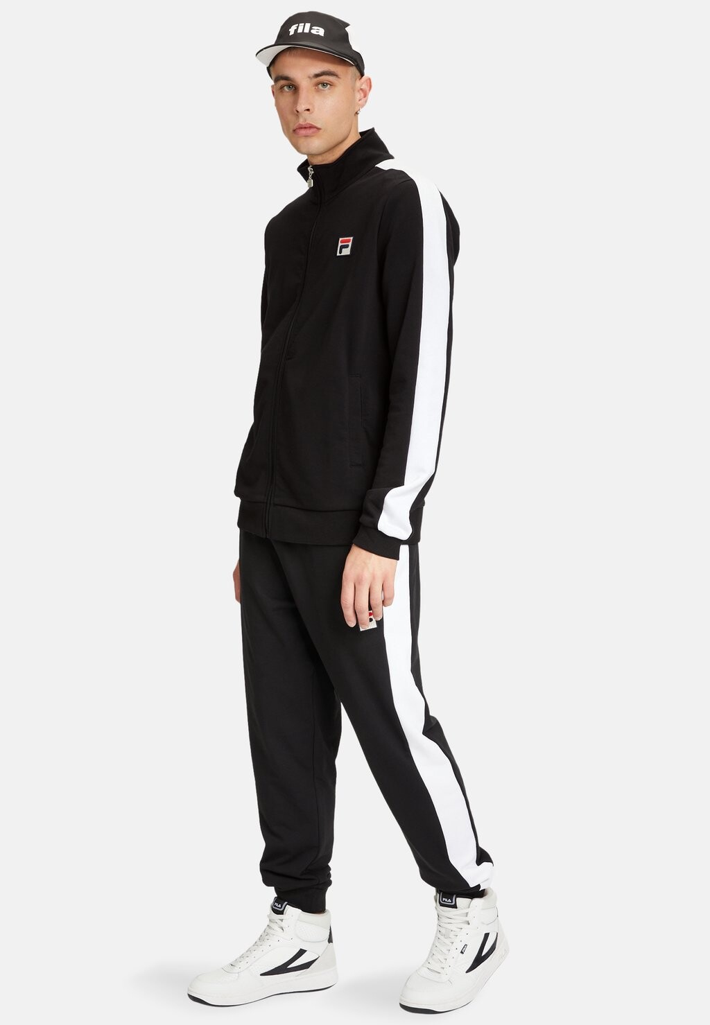 

Спортивная куртка Apparel Langwedel Fila, черная