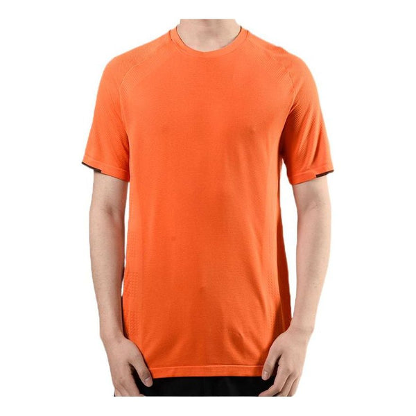 Футболка Men's adidas Solid Color Casual Round Neck Pullover Short Sleeve Orange T-Shirt, оранжевый 2021 european and american new popular solid color women s casual hollow top v neck pullover short sleeve t shirt