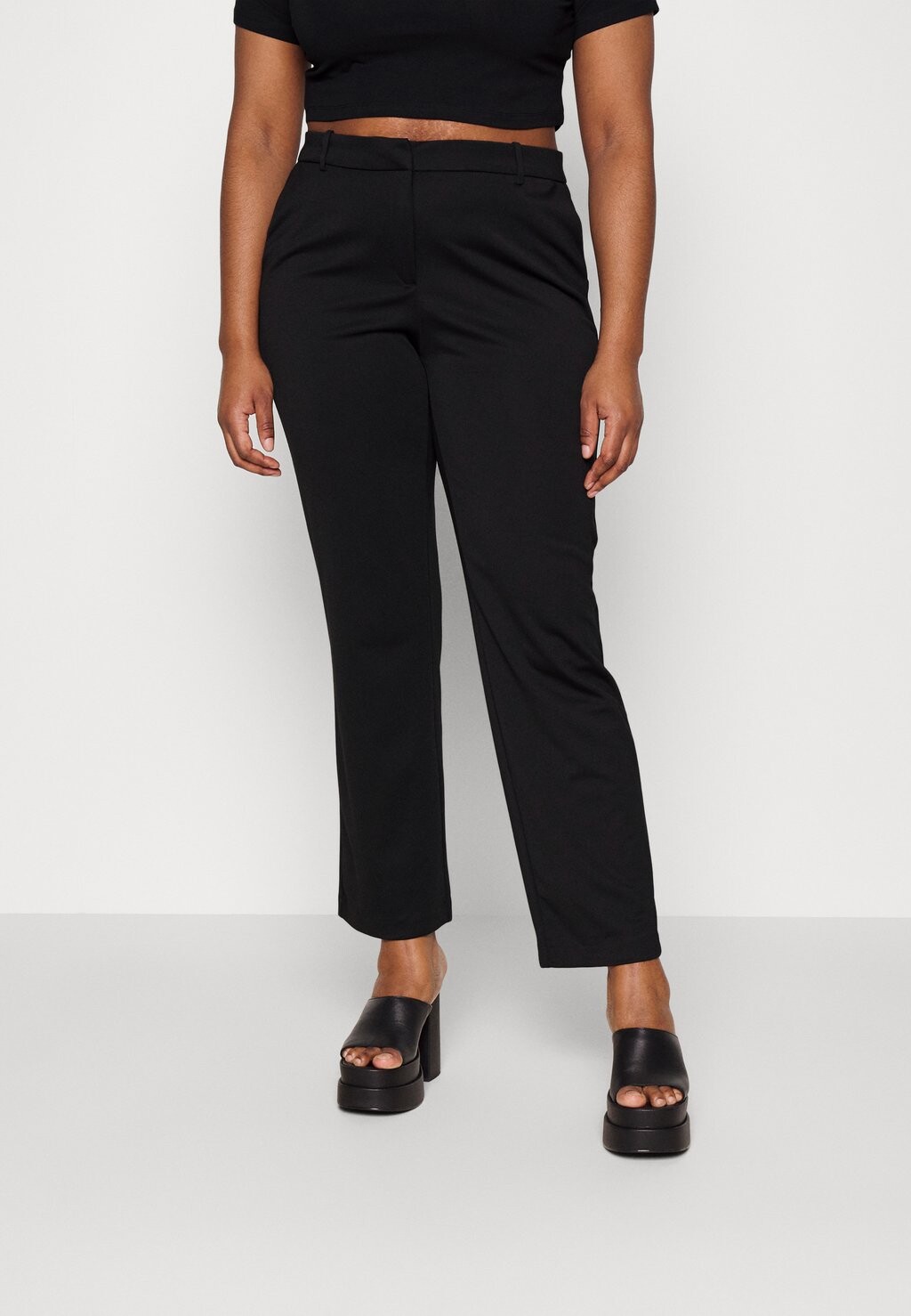 

Брюки Vero Moda, черный