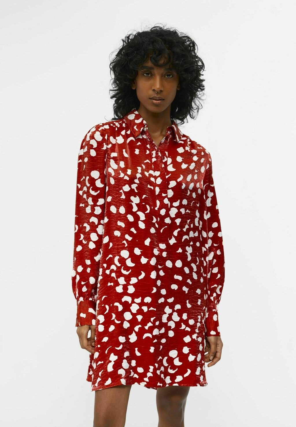 

Классическая рубашка Object ЛАНГАРМ, цвет red dahlia