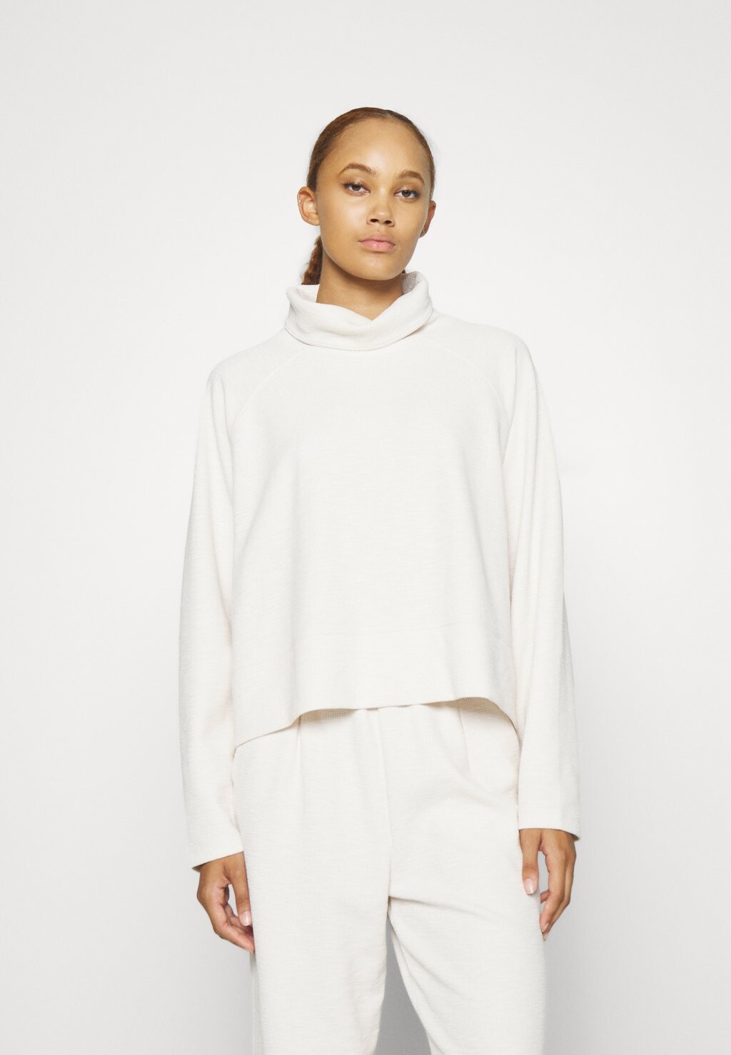 

Свитер SLUB FUNNEL NECK DKNY, песочный