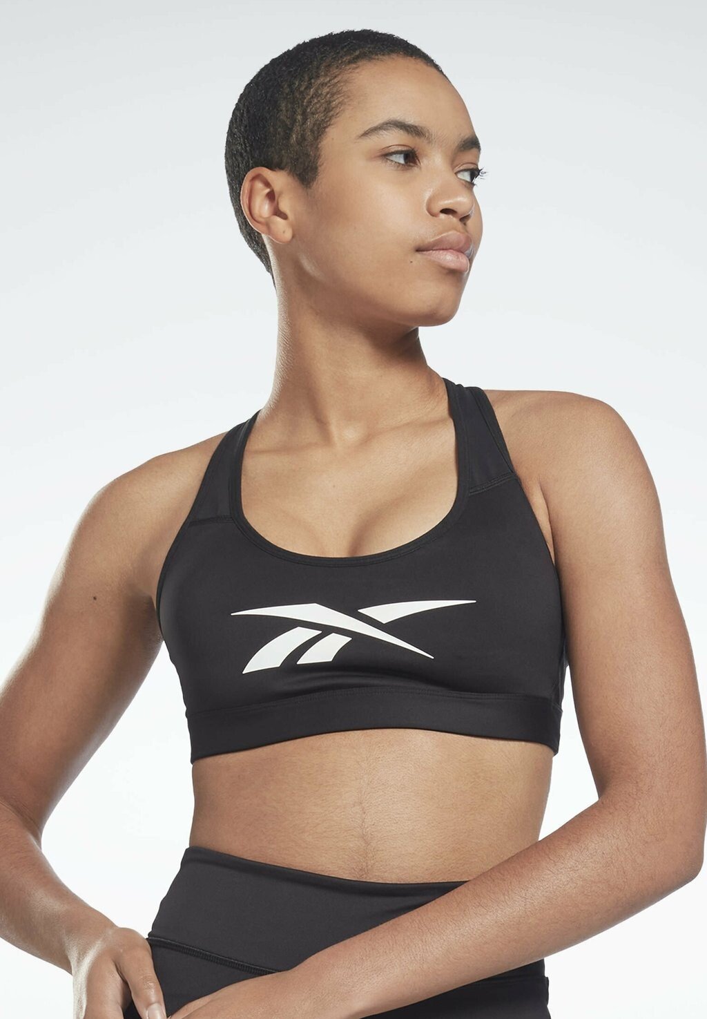 

Спортивный бюстгальтер со средней поддержкой Reebok, черный