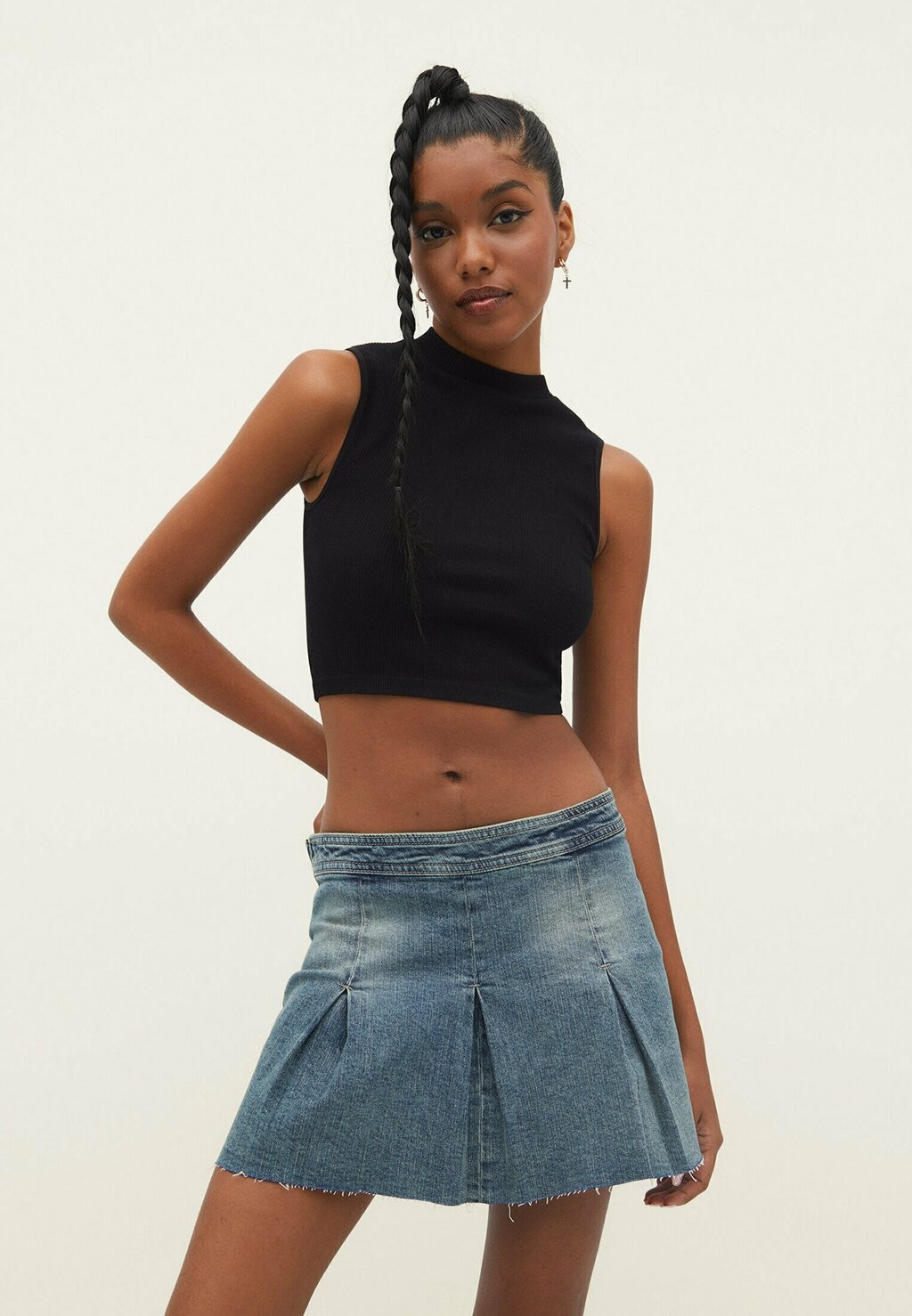 

Джинсовые шорты Stradivarius