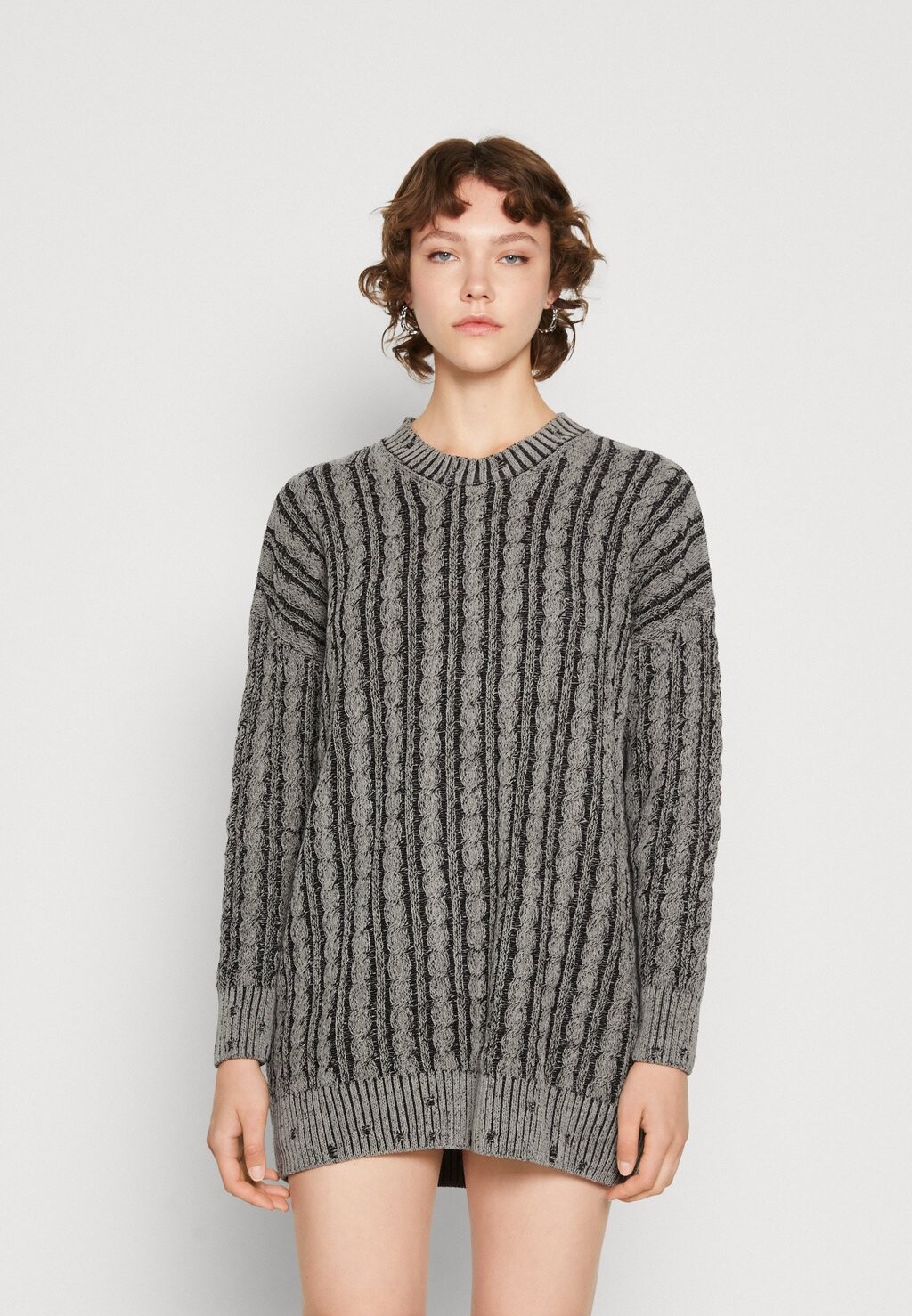 

Трикотажное платье M-Pantesse Diesel, цвет grey