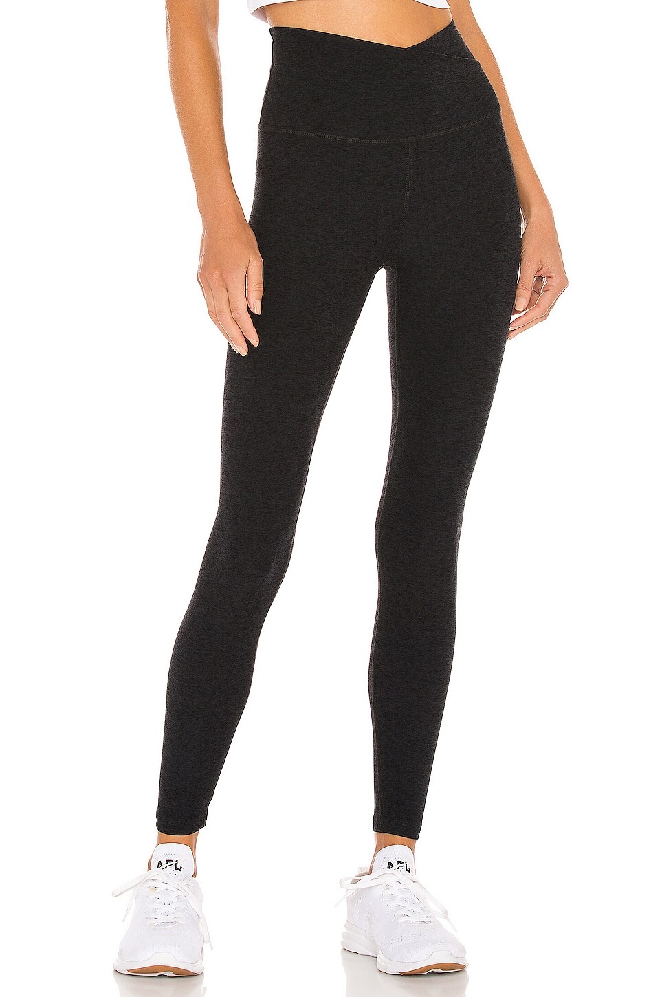 

Леггинсы Beyond Yoga Spacedye At Your Leisure High Waisted Midi, цвет Darkest Night