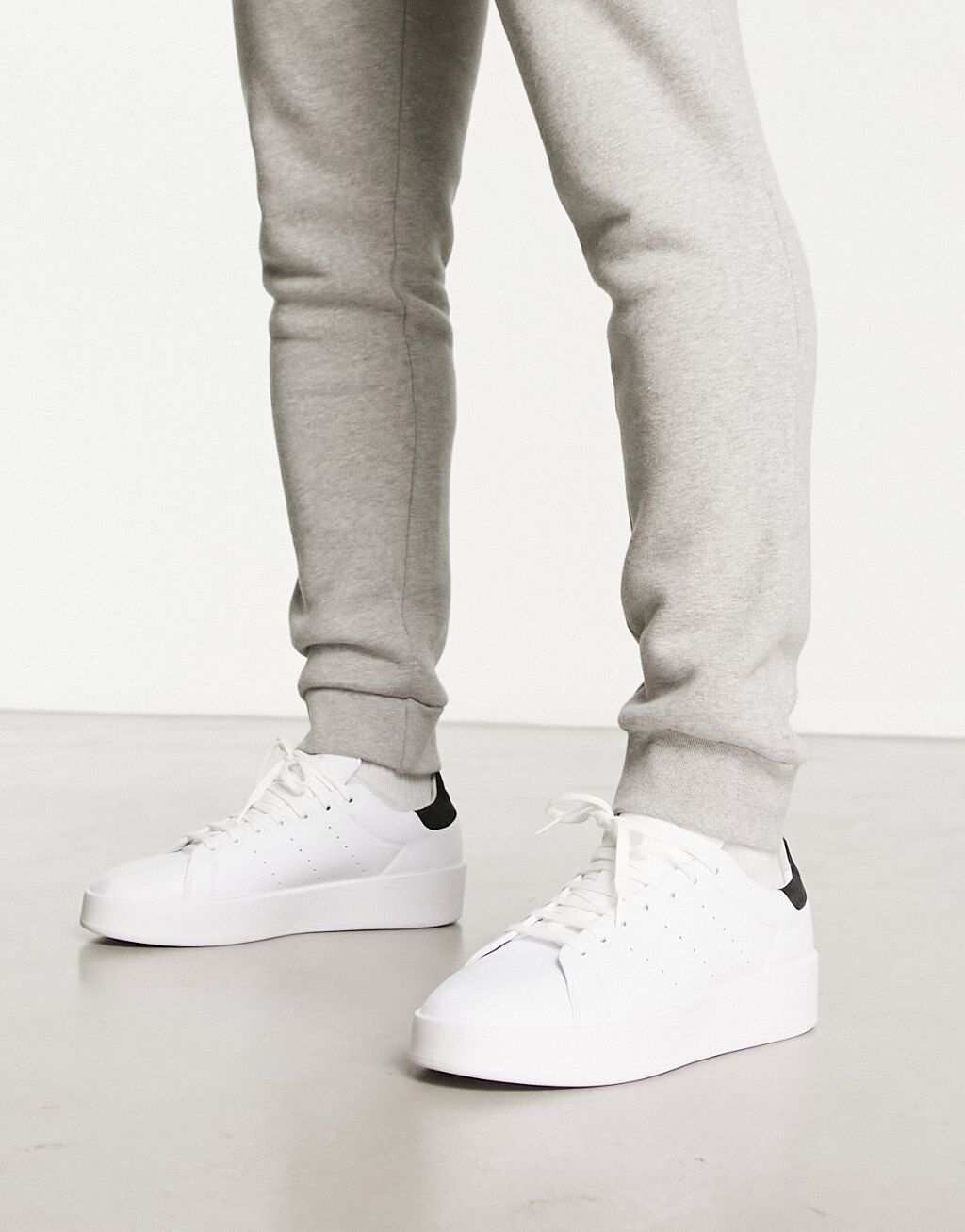 

Белые кроссовки adidas Originals Stan Smith Relasted, Белый