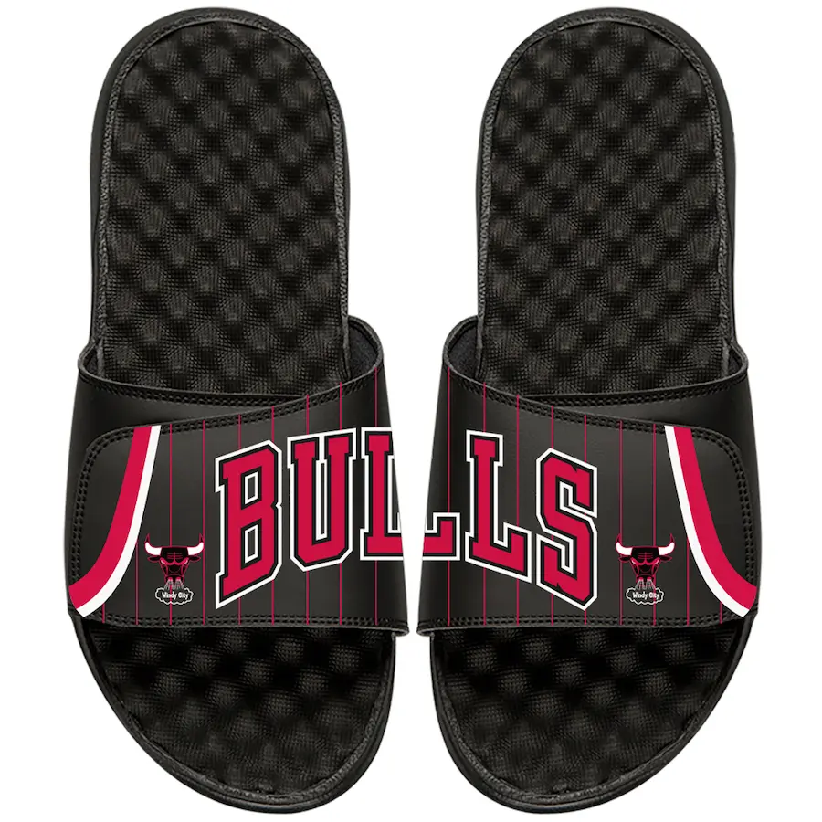 

Шлепанцы ISlide Chicago Bulls, черный