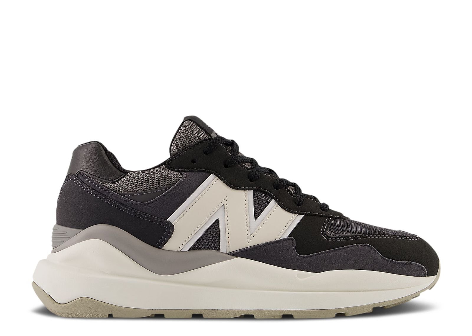 

Кроссовки New Balance 57/40 Big Kid Wide 'Black Moonbeam', черный