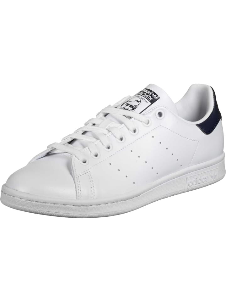 

Кроссовки на шнуровке adidas, цвет footwear white/black