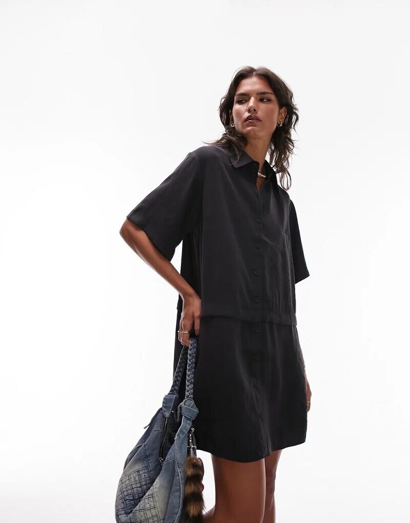 

Черное короткое платье-рубашка оверсайз Topshop