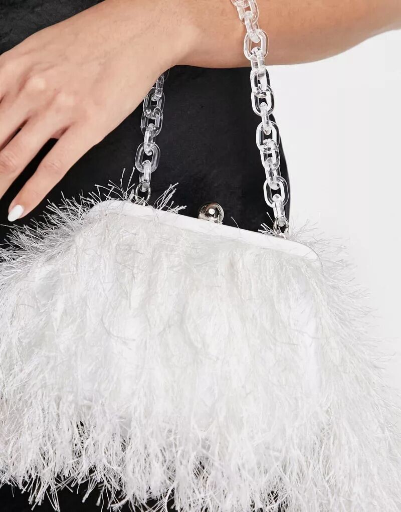 

Белая сумка-клатч ASOS с отделкой из искусственных перьев и полимерной ручкой