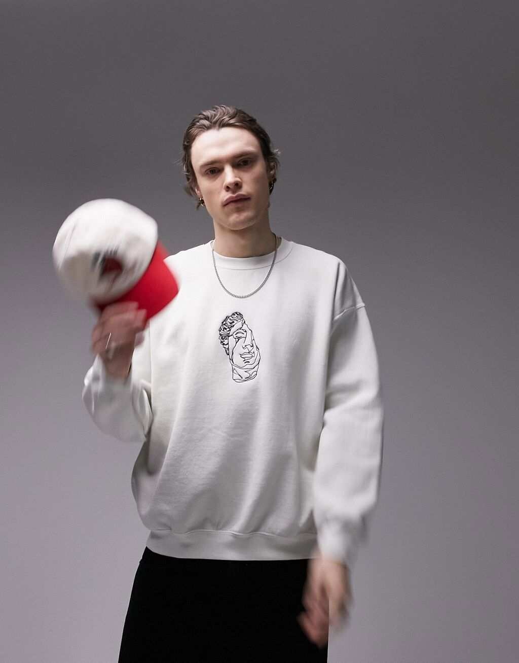 

Толстовка оверсайз цвета Topman с вышивкой статуй цвета экрю