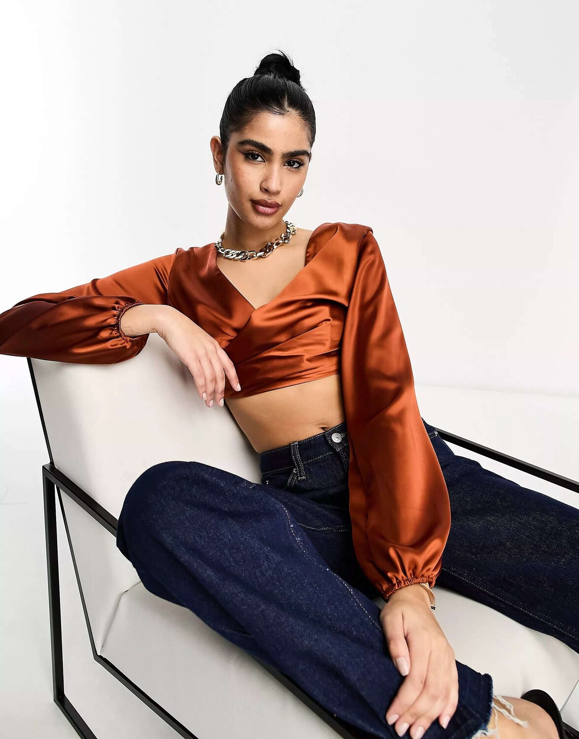

Ржавая атласная блузка с запахом спереди ASOS