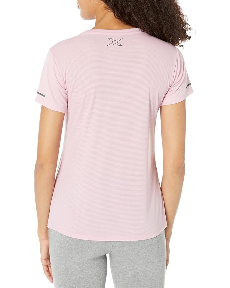 

Футболка 2XU Aero T-Shirt, цвет Cameo/Black Reflective