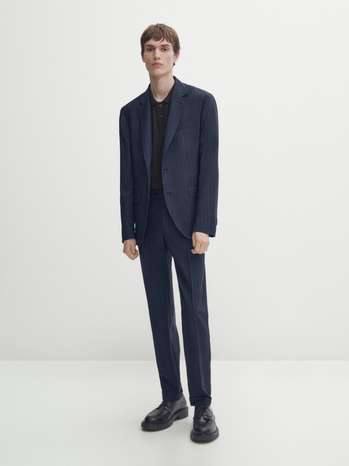 

Костюмный пиджак из смесовой шерсти в тонкую полоску Massimo Dutti, индиго