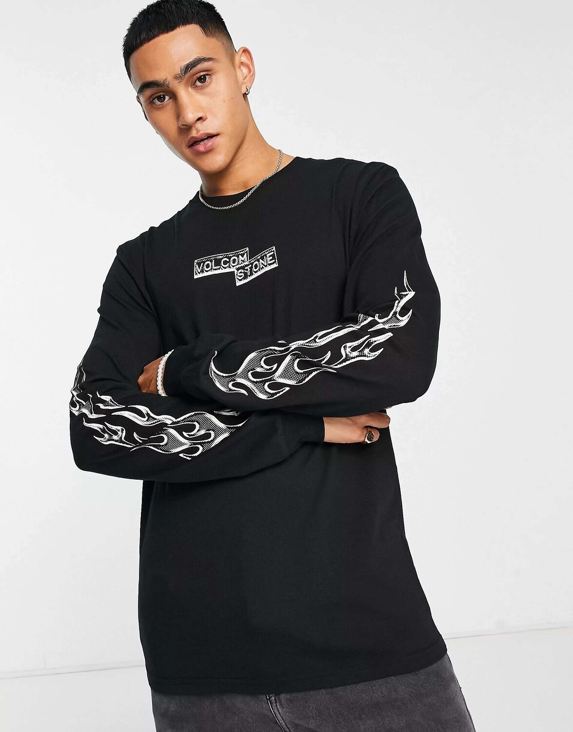 

Черная футболка с длинным рукавом Volcom Ignighters