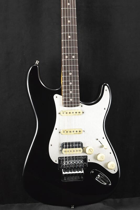 

Электрогитара Fender Ultra Luxe Stratocaster Floyd Rose HSS Mystic Black Rosewood Fingerboard