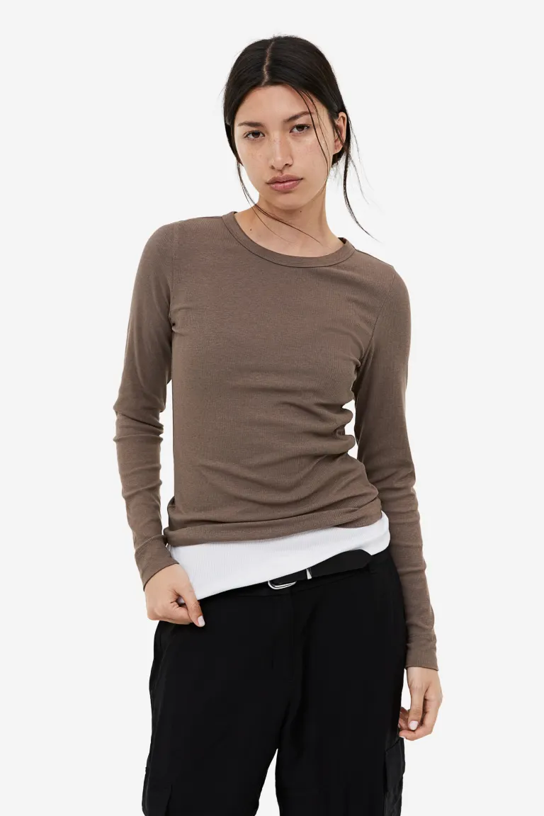 Блуза из смесового модала в рубчик H&M, бежевый блузка с принтом и круглым вырезом длинными рукавами xala