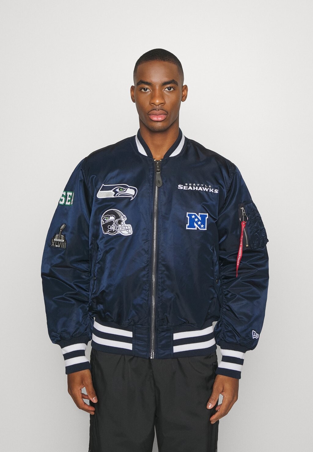 

Спортивная куртка Nfl X Alpha Industries Seattle Seahawks Ma-1 Bomber New Era, цвет navy/black