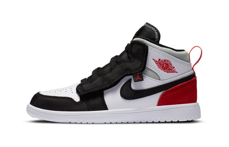 

Баскетбольные кроссовки Nike Air Jordan 1 Vintage черный/Белый/Красный