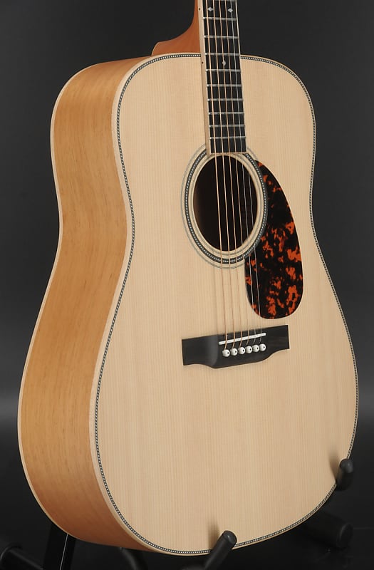 цена Акустическая гитара Larrivee D-40 MH Legacy Series Sitka Spruce Mahogany