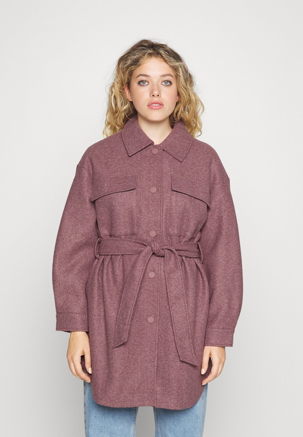 

Короткое пальто ONLY Onldawn Life Shacket, коричневая, Коричневый