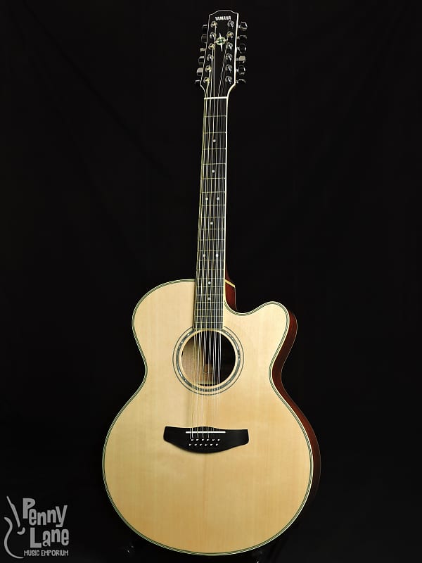 Guitar french. Гитара Тейлор акустическая. Taylor GS Mini Mahogany. Taylor 214ce. Гитара Martin d28.