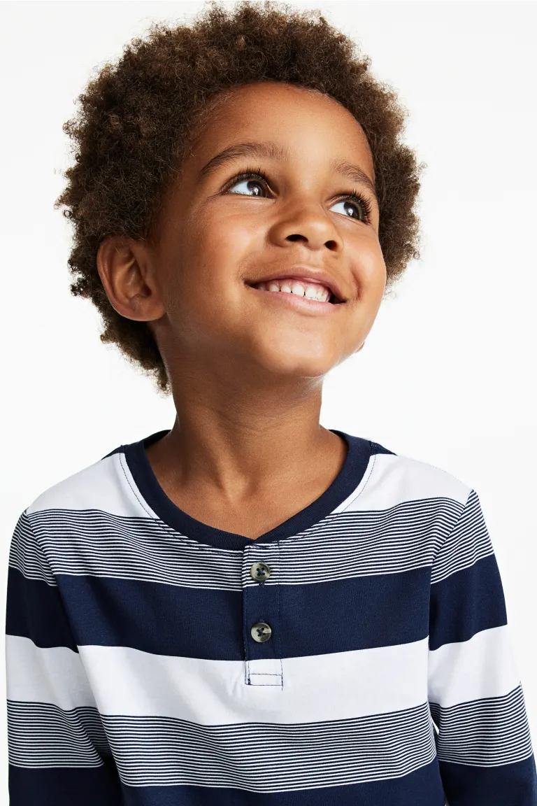 

Упаковка из 2 футболок на пуговицах H&M, синий