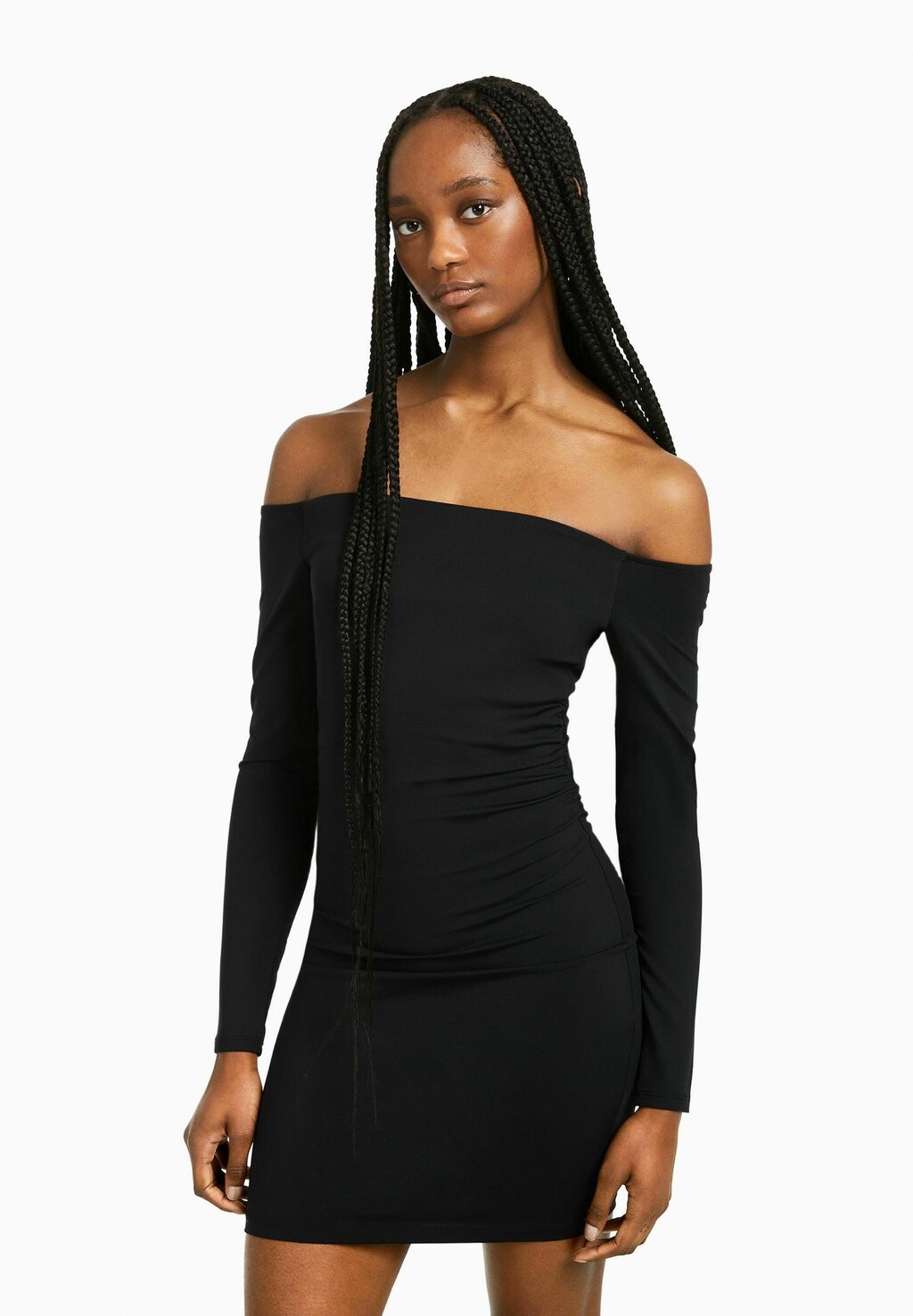 

Платье-футляр Bershka, черный