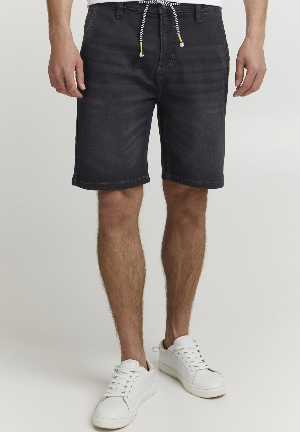 

Джинсовые шорты INDICODE JEANS, черный