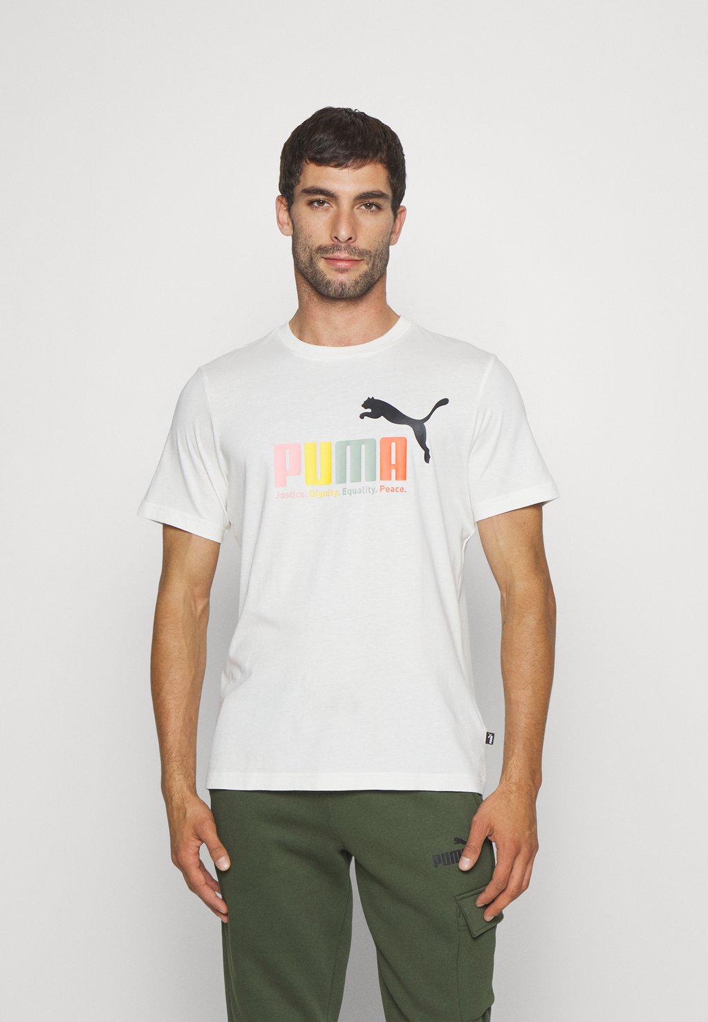 

футболка с принтом ESS+ MULTICOLOR TEE Puma, теплый белый