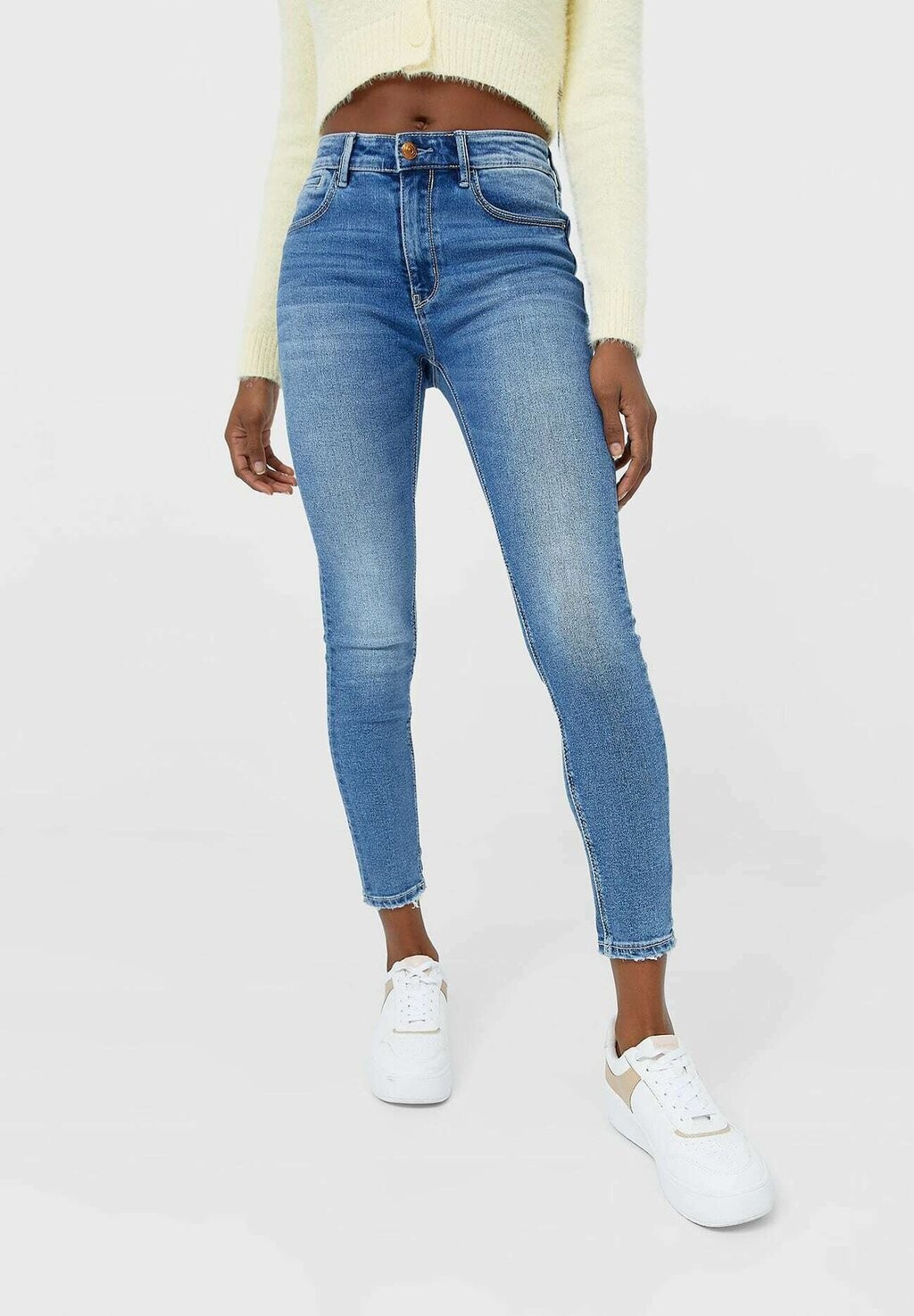 

Джинсы Skinny Fit Stradivarius