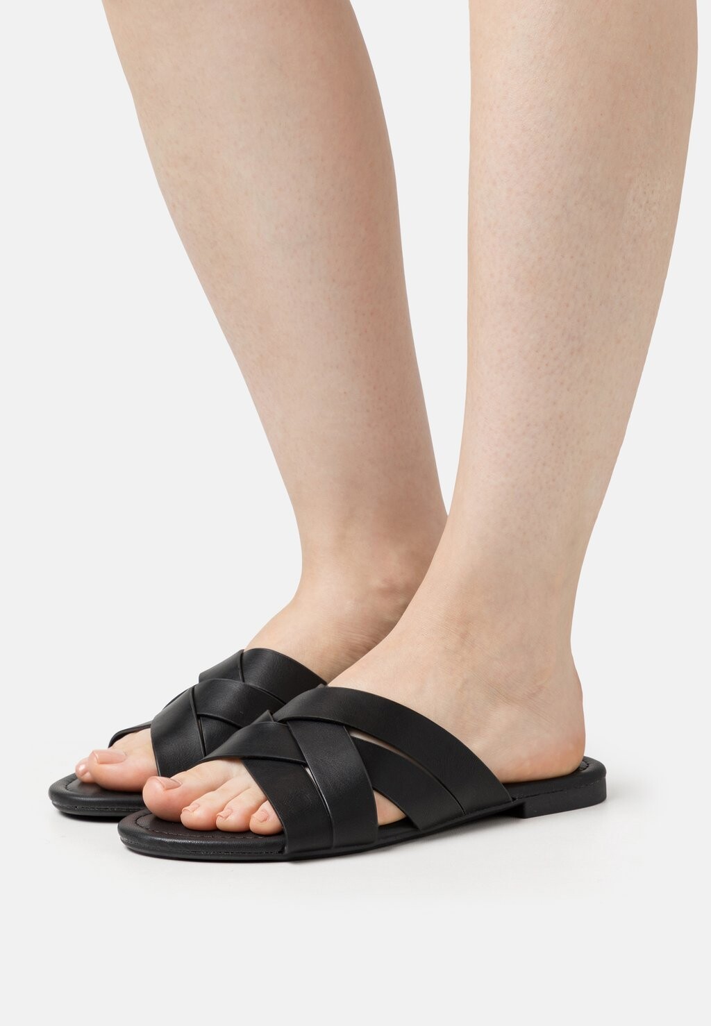 

Шлепанцы Rubi Shoes by Cotton On, черный