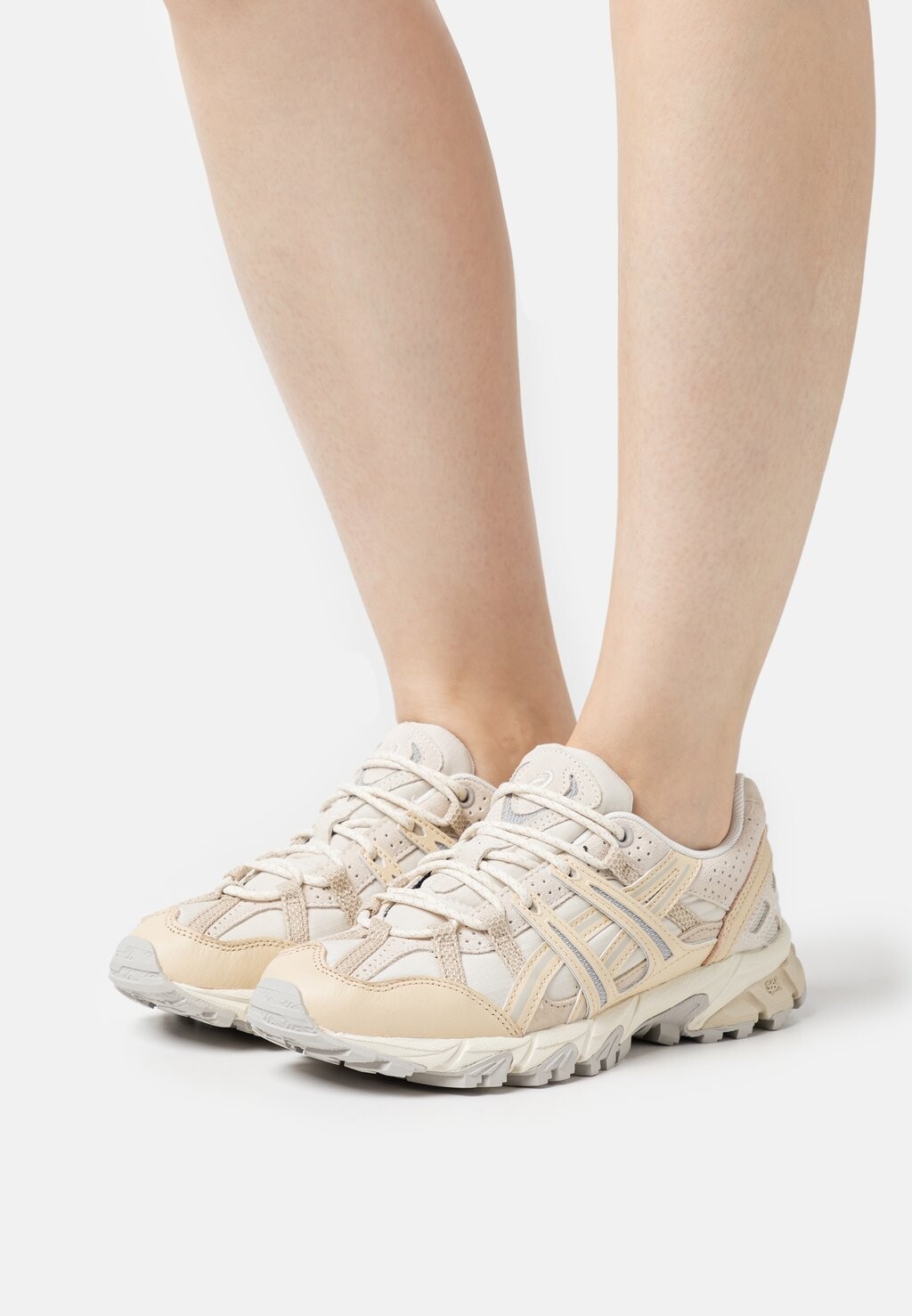 

Кроссовки ASICS SportStyle