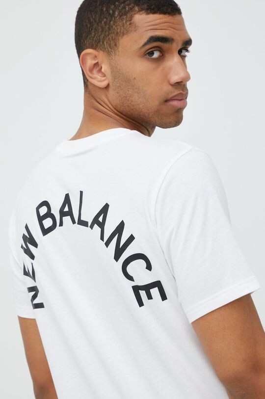 

Футболка Нью Баланс New Balance, белый