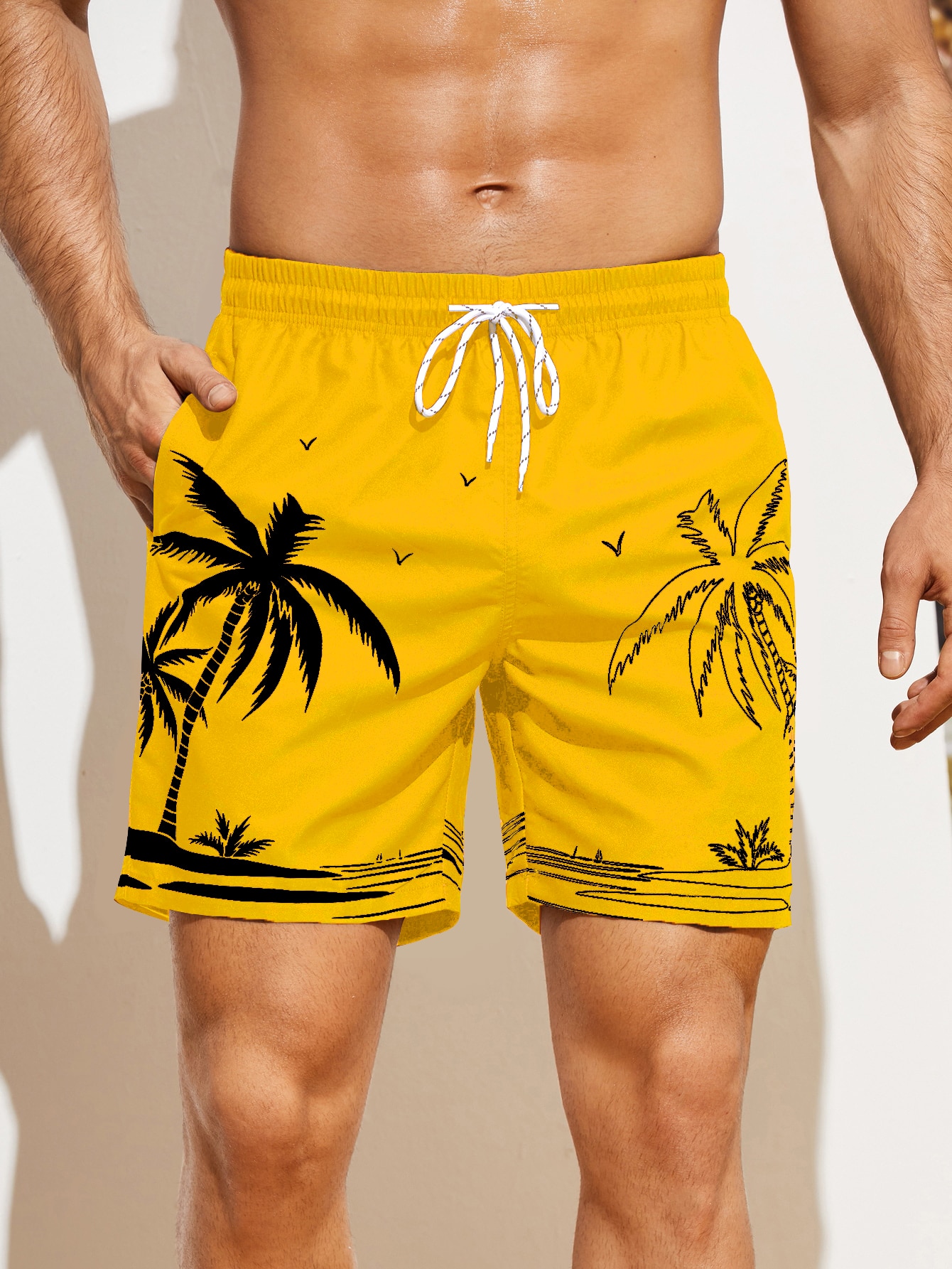 цена Мужские пляжные шорты с принтом пальм Manfinity, горчично-желтый