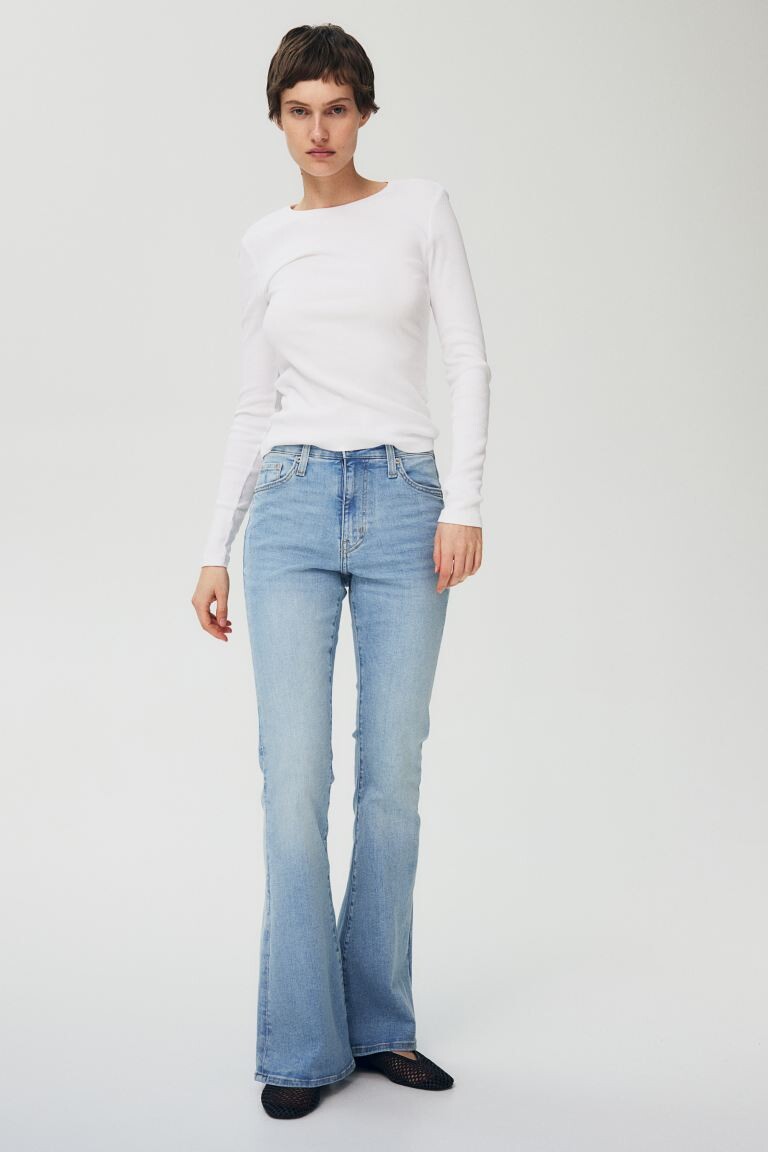

Расклешенные ультравысокие джинсы H&M, синий