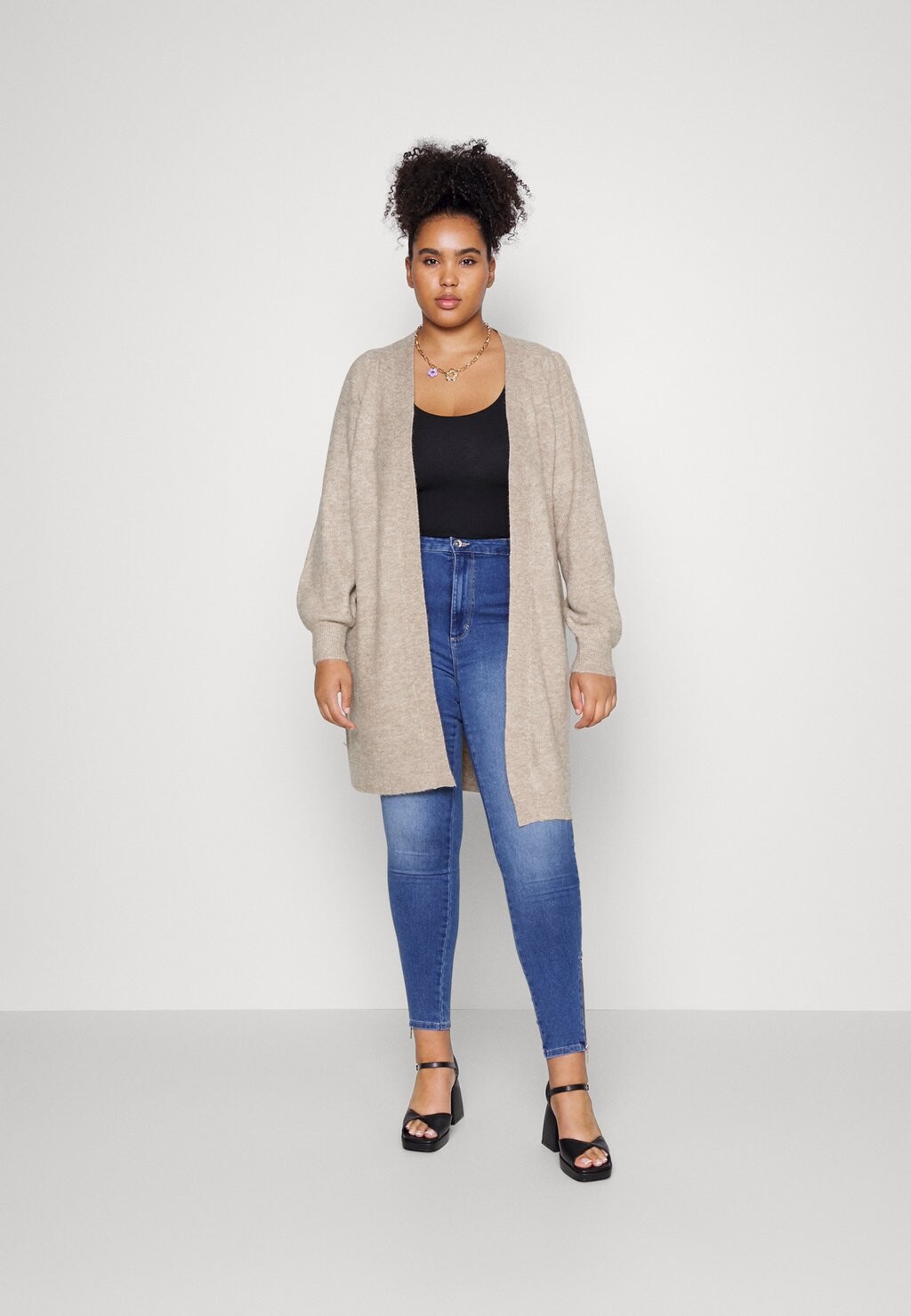 

Кардиган Vero Moda Curve КАРДИГАН VMRUBELLEFILE LONG CURVE, цвет silver mink