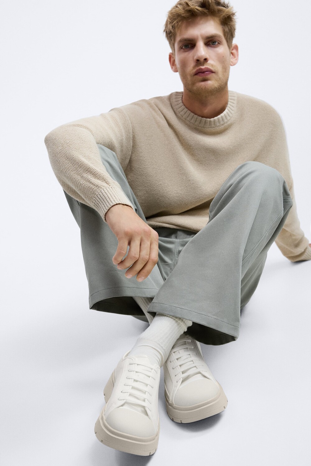

Обувь с резиновыми носками Zara, белый