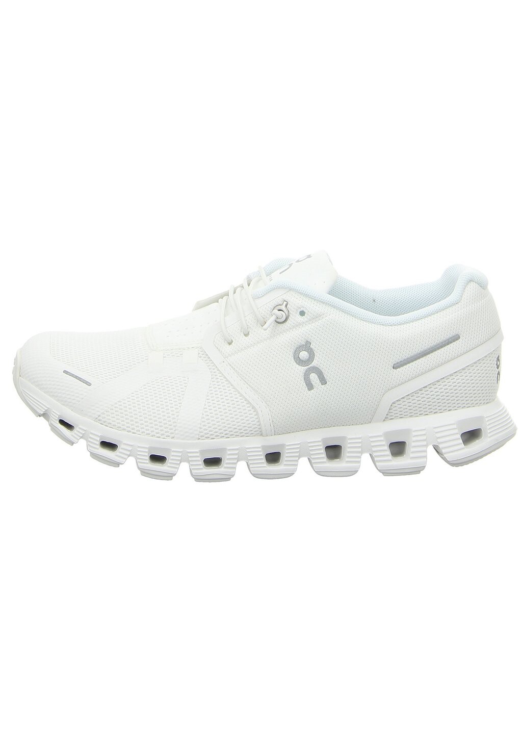 Низкие кроссовки Cloud On, цвет undyed white туфли cloud 5 женские on running цвет undyed white white