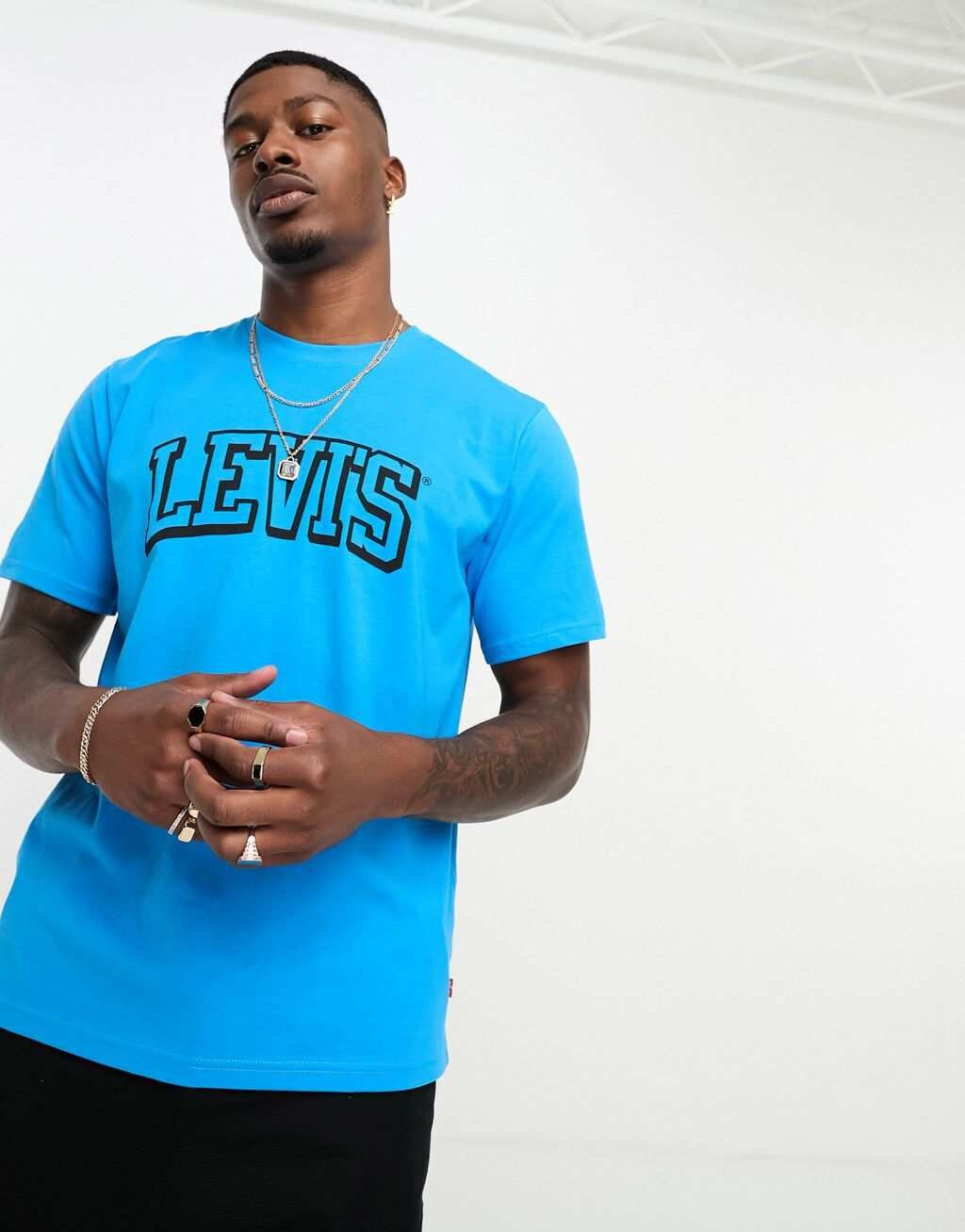 

Эксклюзивная синяя футболка с университетским логотипом Levi's x Asos