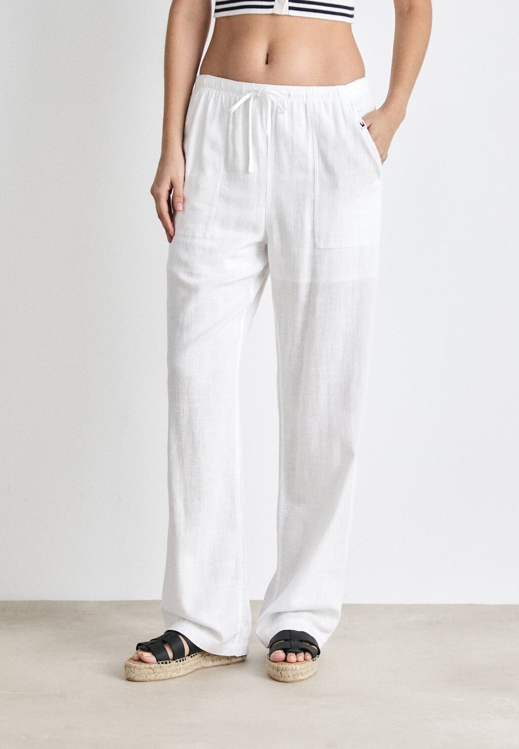 

Брюки HARPER PANT Tommy Jeans, цвет white