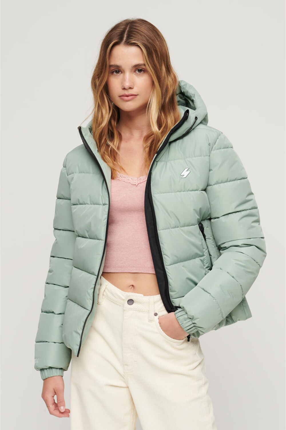 

Утепленная куртка Spirit Sports с капюшоном Superdry, зеленый